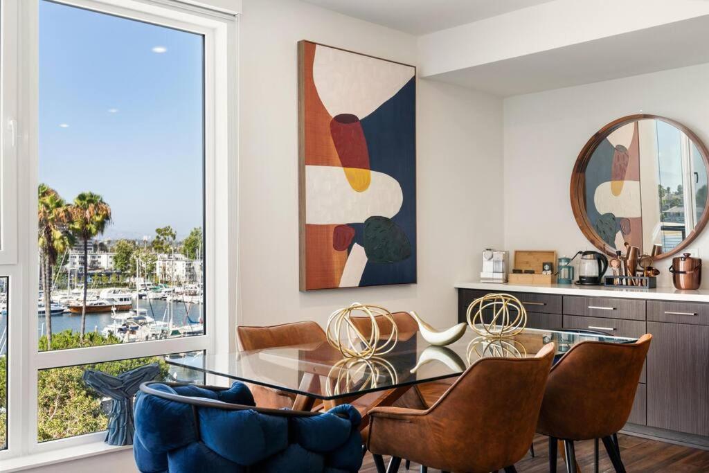 Apartamento Sky-high Elegance Waterfront Penthouse 4 Beds