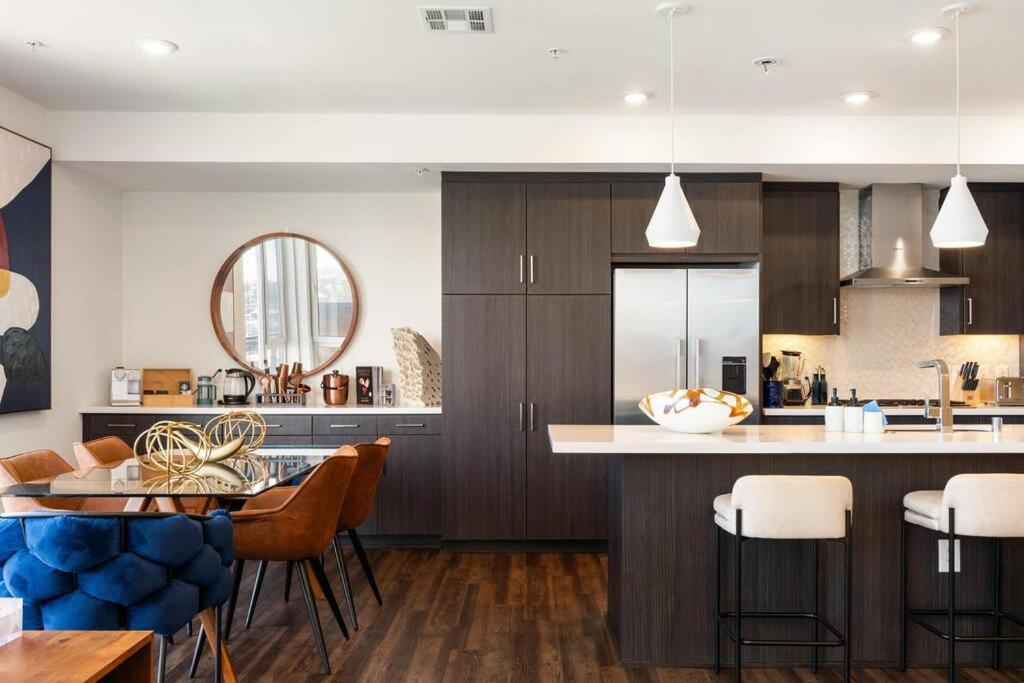 Sky-high Elegance Waterfront Penthouse 4 Beds Apartamento *